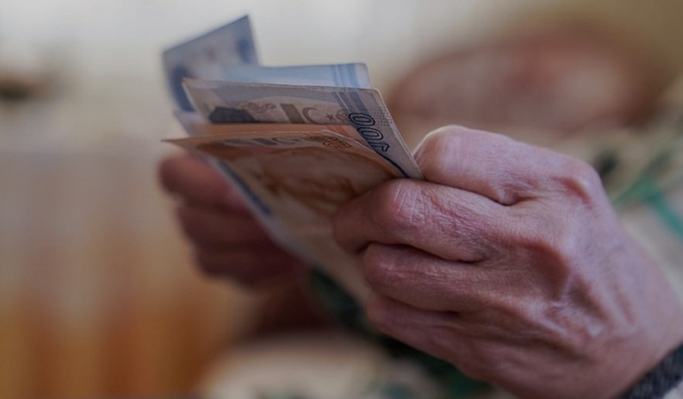 Evde bakım maaşı 2025, evde bakım maaşı ne kadar oldu?