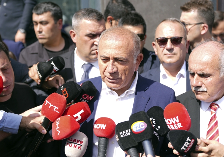 Karşılayacak mı? Gürsel Tekin’den ‘Özgür Özel’ açıklaması