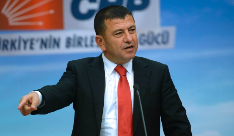 CHP’li Veli Ağbaba: ‘Hem İstanbul il başkanlığına hem genel merkeze çökme iddiaları var’