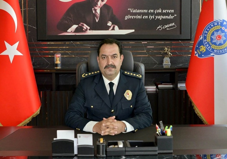 Antalya Emniyet Müdürü teslim oldu