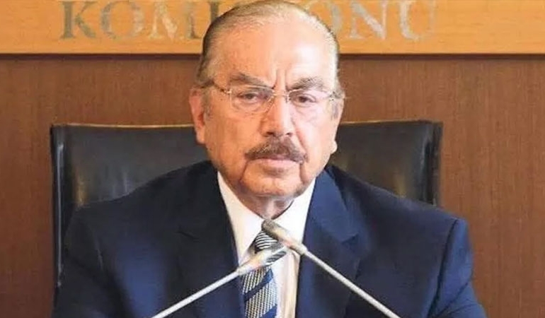Eski Bakan Agah Oktay Güner hayatını kaybetti