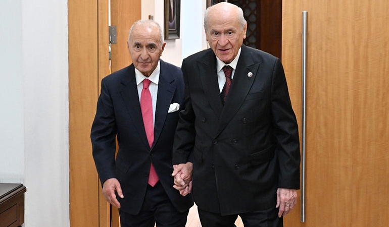 Devlet Bahçeli ile görüşen Hikmet Çetin’den ‘CHP-MHP koalisyonu’ çıkışı
