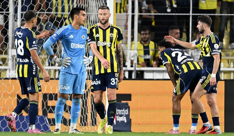 Fenerbahçe uzatmada 2 puan bıraktı