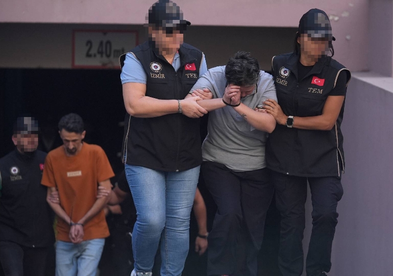 İzmir’deki karakol saldırısında 7 kişi tutuklandı: Saldırganın anne ve babası hakkında karar