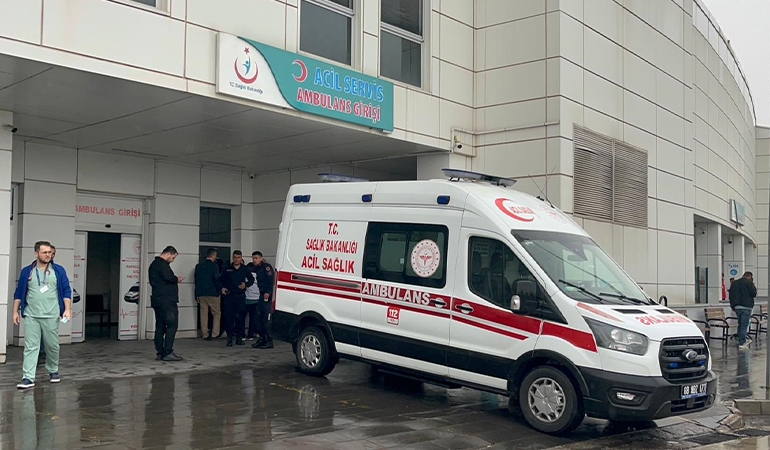 Aksaray’da korkunç kaza: 2 asker şehit oldu, 1 kişi hayatını kaybetti