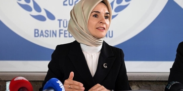 mahinur-ozdemir-goktas