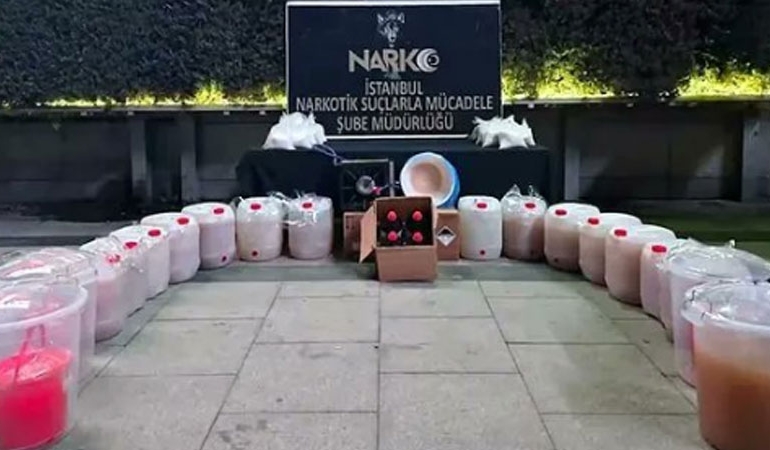 İstanbul’da uyuşturucu operasyonu: 442 kilo metamfetamin yakalandı!