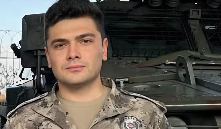 Bakan Yerlikaya açıkladı: Özel harekat polisi Mustafa Karapınar şehit oldu