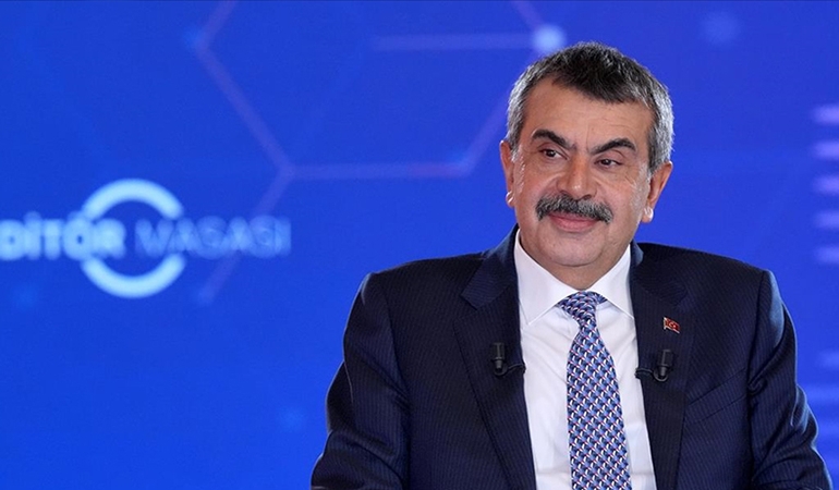 Zorunlu eğitim süresi kısalacak mı? Bakan Tekin sinyali verdi…