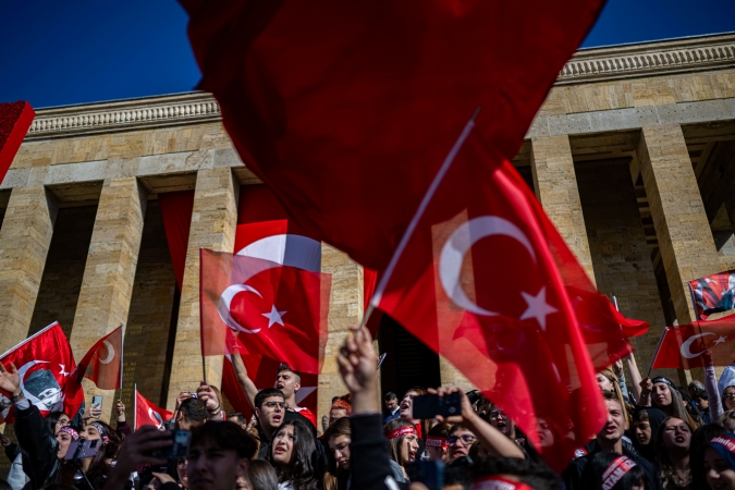 Yurtta Cumhuriyet coşkusu: Türk milleti Ata’sına koştu
