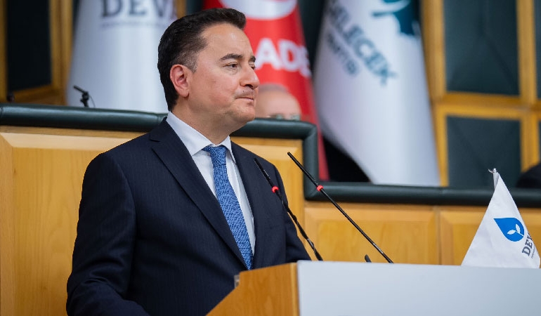 Ali Babacan’dan ‘CHP’ mesajı: ‘Allah ellerine düşürmesin’