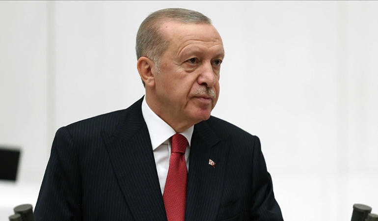 Erdoğan’dan Meclis açılışında dikkat çeken mesajlar: ‘Meşruiyet’ sessizliğini bozdu… DEM’e teşekkür etti