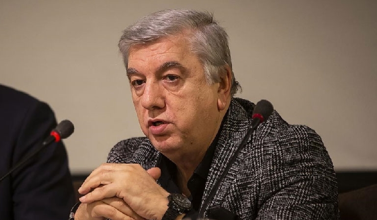 Spor yazarı Faik Çetiner hayatını kaybetti
