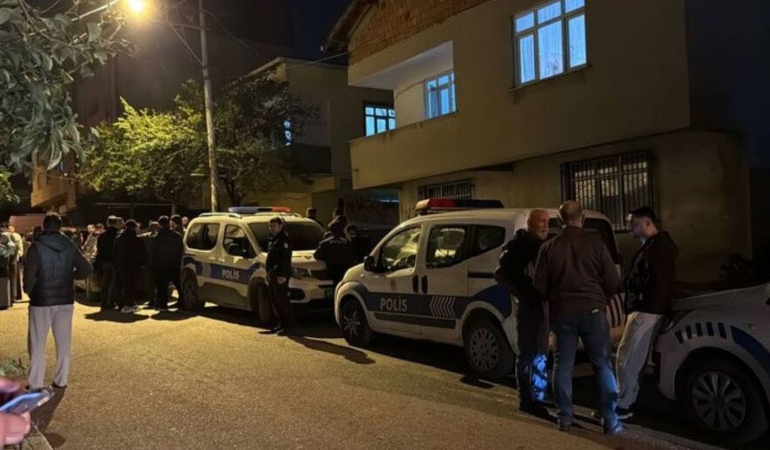 Kocaeli’de bir adam, kızını vurduktan sonra intihar etti
