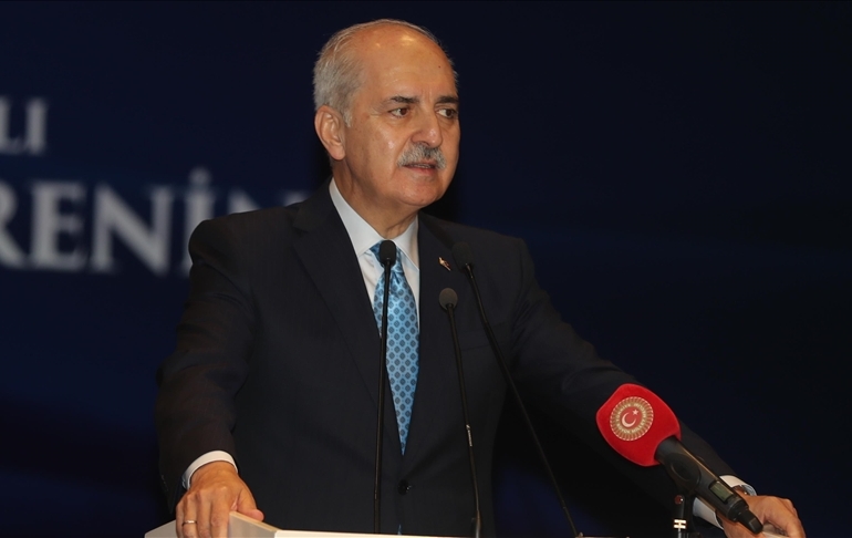Meclis’in resmi hesabından Kürtçe paylaşım! Numan Kurtulmuş’tan Diyarbakır’da ‘ana dil’ mesajı