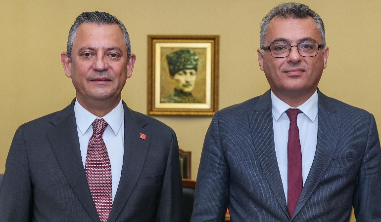 Özgür Özel’den KKTC mesajı: Erhürman için ne dedi?