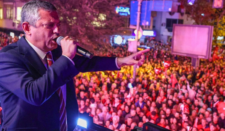 Özgür Özel’den Erdoğan’a ‘etnisite’ tepkisi: Hadsizleşmişlerdir