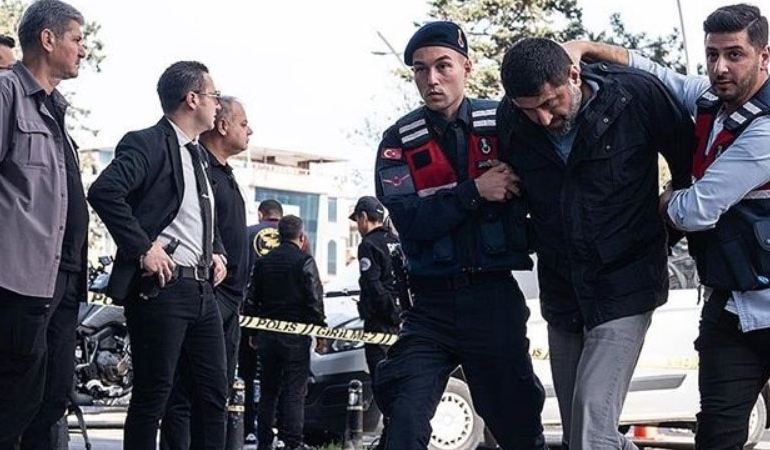 Yenidoğan çetesi davasında tahliyeler! Makamında tehdit edilen savcı: ‘Bana abimin sicil bilgisini bile söyledi’