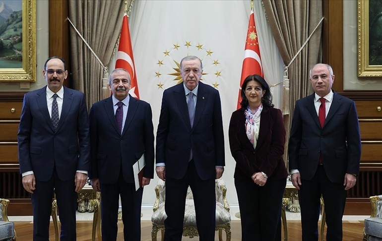 Erdoğan-DEM Parti görüşmesi ertelendi