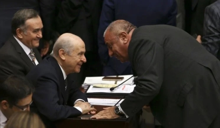 Cumhur’da ‘KKTC’ gerilimi iddiası gündemdeyken… AKP’li Tuğrul Türkeş’ten dikkat çeken ‘tebrik’ mesajı
