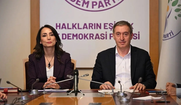 ‘İmralı’ya gitme’ kararı sonrası DEM Parti’den ilk açıklama