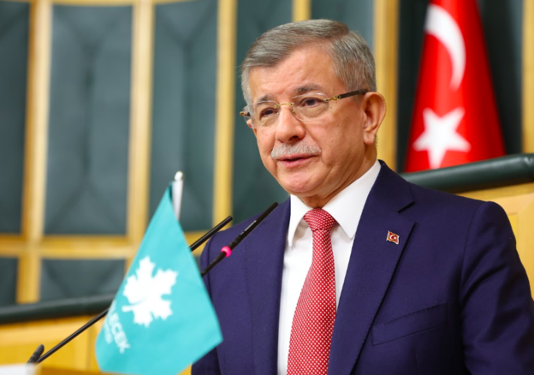 Davutoğlu: Öcalan komisyonun tümüne hitap etseydi…
