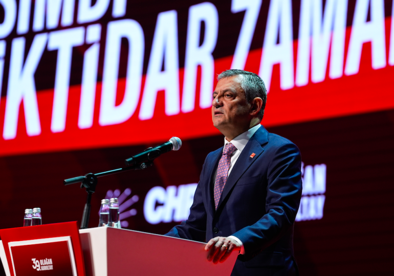 CHP’nin 39. Olağan Kurultayı… Parti programı 17 yıl sonra yenilendi
