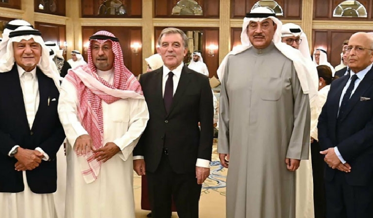 Abdullah Gül Kuveyt’e gitti