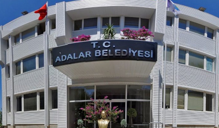 Sayıştay raporu: Adalar Belediyesi ihaleleri rafa kaldırmış!