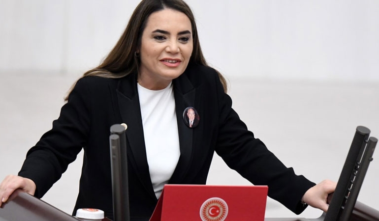 İYİ Partili Ayyüce Türkeş Taş’tan Ülkü Ocakları Genel Başkanı’na: ‘Sizi bir Türkeş olarak son kez uyarıyorum…’