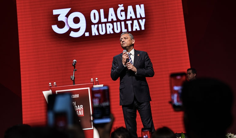 CHP’de PM ve YDK belli oldu: Özgür Özel’in anahtar listesi fire vermedi