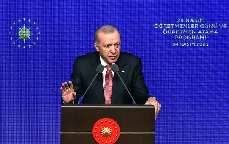 Erdoğan, öğretmen atamasında konuştu: 100 yıldır çözülemeyen meseleler var