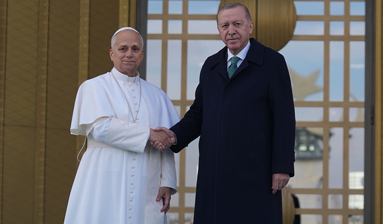 Papa 14. Leo Türkiye’de… Erdoğan övünerek anlattı: Mültecilere kapımızı açtık