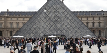 louvre