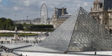 louvre