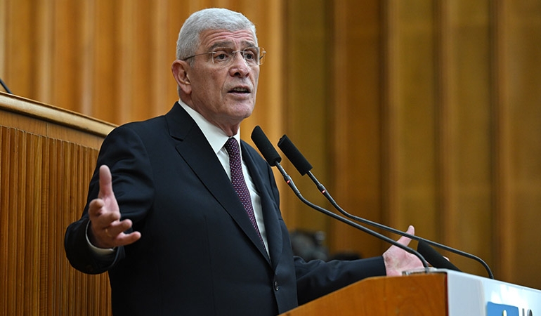 Müsavat Dervişoğlu: İhanetin zaman aşımı yoktur