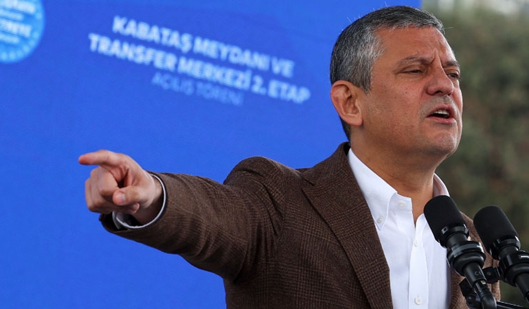 Özgür Özel’den gizli tanık açıklaması: ‘Meşe’nin çektiği ifadeleri İlke’ye şarj etmişler’