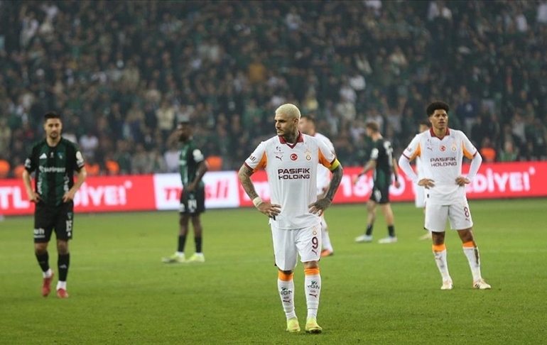 Galatasaray, namağlup ünvanını Kocaelispor karşısında kaybetti