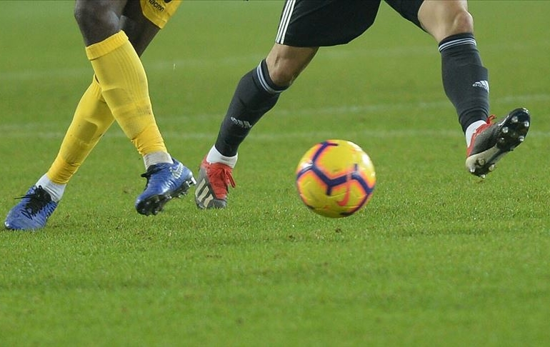 Bahis soruşturması futbolculara uzandı: 1024 isim PFDK’ya sevk edildi… Liglere ara kararı