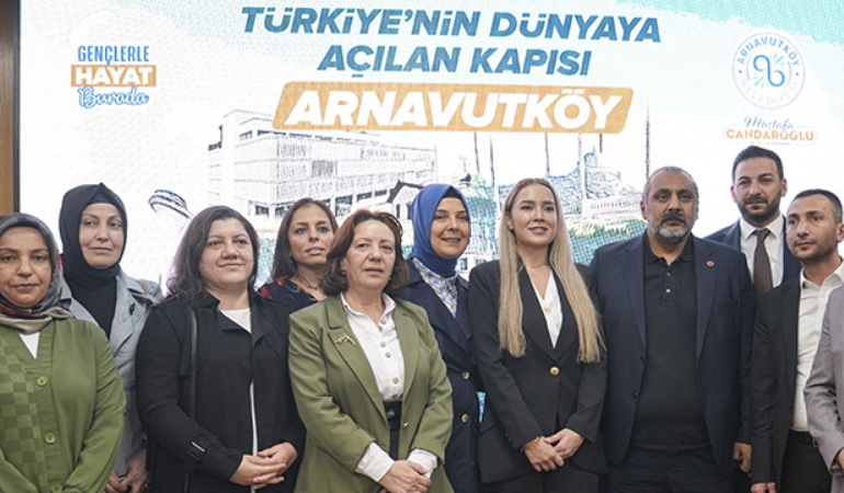 Arnavutköy’de CHP’li iki belediye meclis üyesi istifa etti: AKP’ye geçtiler