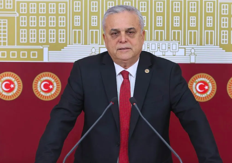CHP’nin ihracını istediği vekil istifasını duyurdu