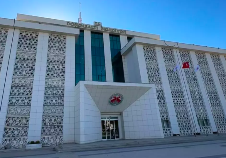 Antalya Döşemealtı Belediyesi’ne operasyon: 10 gözaltı!