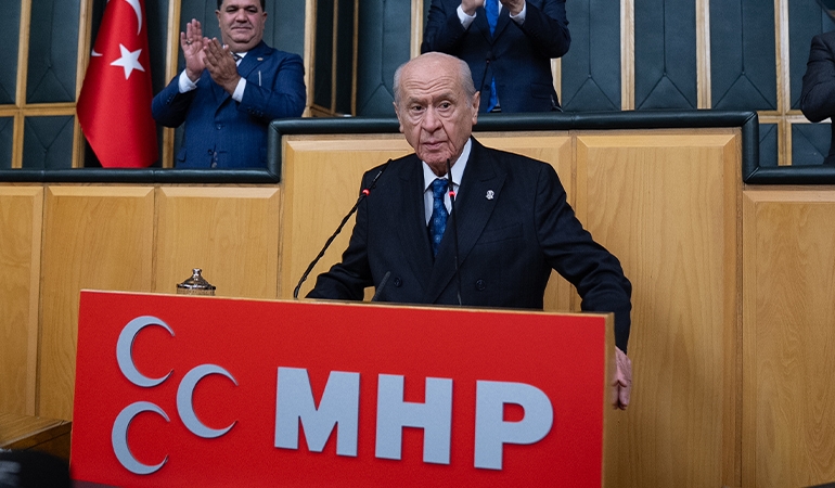 Bahçeli’den Öcalan hakkında ‘kırmızı hat’ çıkışı: ‘Üzerleri çizilecek’