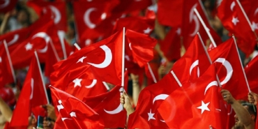 bayraklarone