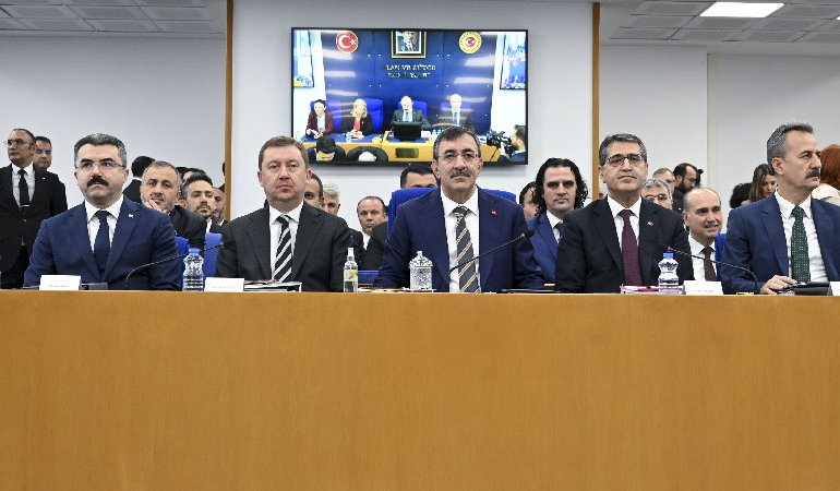 2026 bütçesi komisyonda kabul edildi