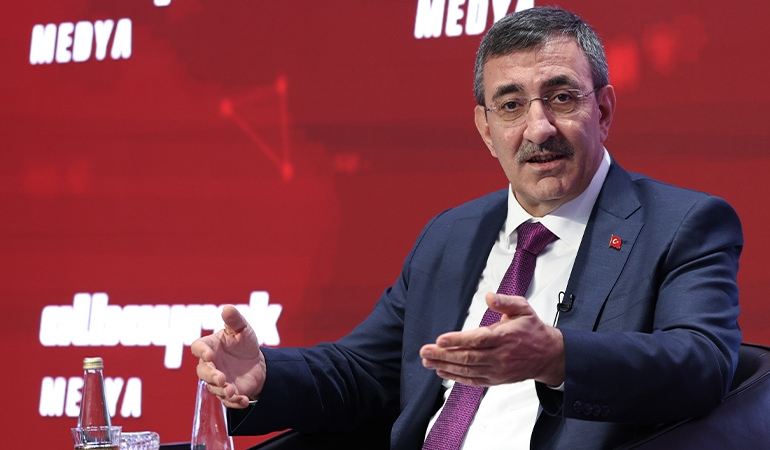 Cevdet Yılmaz’dan asgari ücret yorumu: Ağanın eli tutulmaz