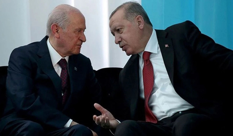 AKP kulislerinde ‘Öcalan’ hesabı: MHP’nin raporu ‘geri adım’ olarak yorumlandı