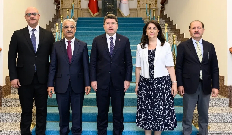 DEM Parti İmralı heyeti Bakan Tunç ve Kurtulmuş ile görüşecek: Tarihi belli oldu