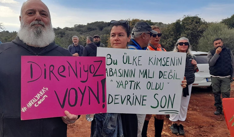 Eski Bakan Erkan Mumcu ‘zorunlu çalışma’ demişti… Kaş’ta Limanağzı eylemi!