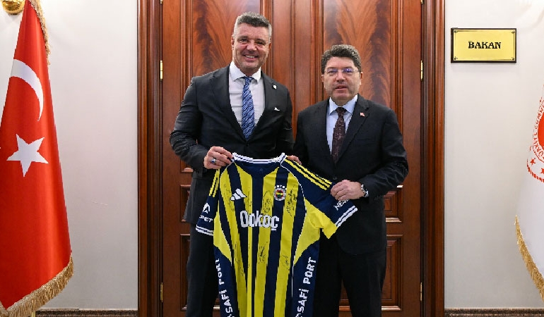 Fenerbahçe Başkanı Saran, Adalet Bakanı Tunç’u ziyaret etti